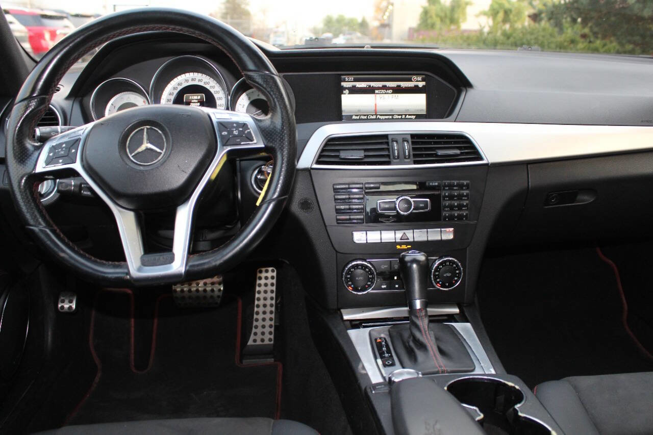 Used 2013 Mercedes-Benz C 300 4MATIC Sedan image 22