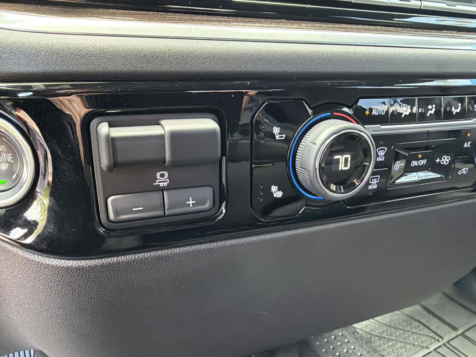 Certified 2025 Chevrolet Silverado 1500 LT w/ LPO, Liner Protection Package AWD/4WD image 30