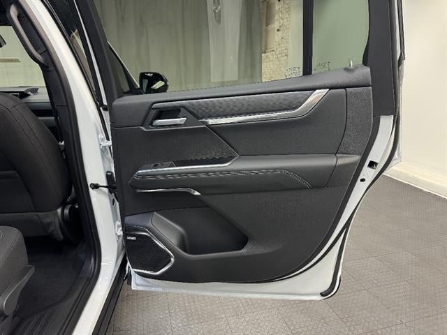 New 2026 GMC Acadia Elevation w/ LPO, Floor Liner Package AWD/4WD image 14