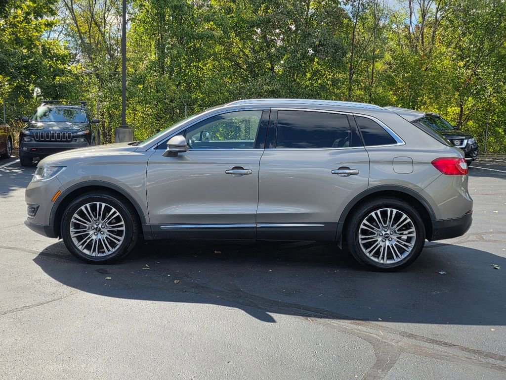 Used 2016 Lincoln MKX Reserve w/ Climate Package image 4