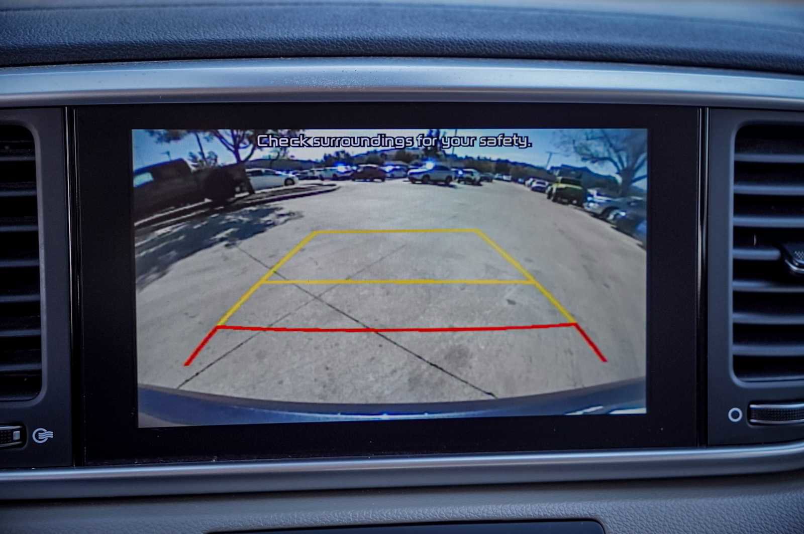 Used 2022 Kia Sportage LX image 20