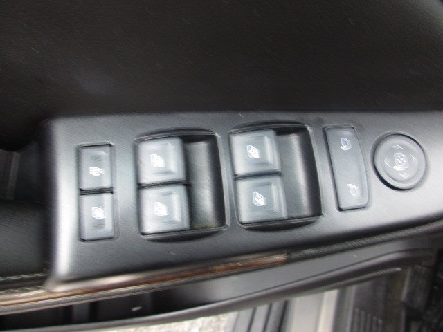 Used 2017 Chevrolet Tahoe LS AWD/4WD image 16