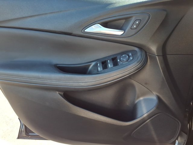 Used 2022 Buick Encore GX Select FWD image 22