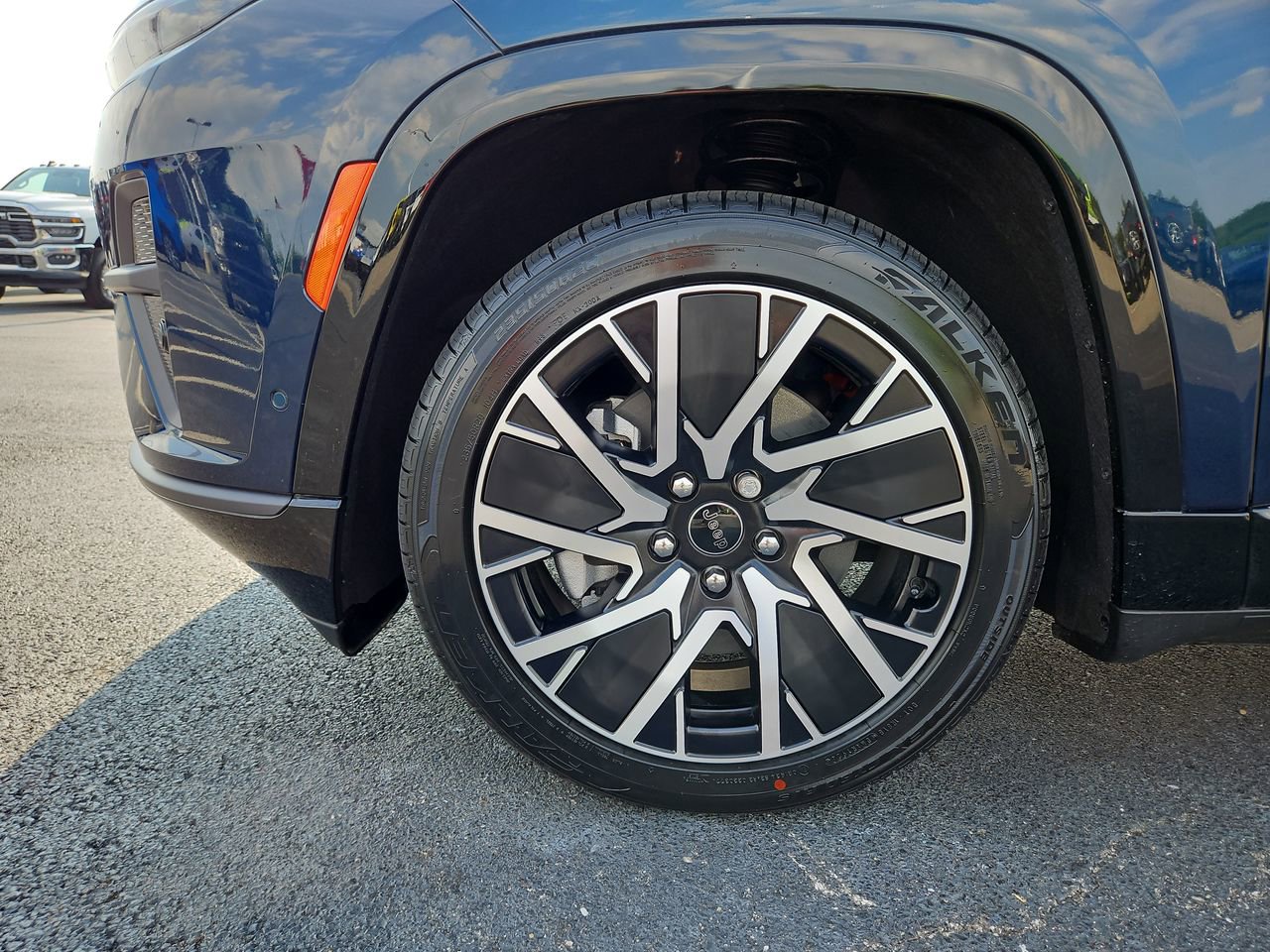 New 2025 Jeep Wagoneer S Limited image 9