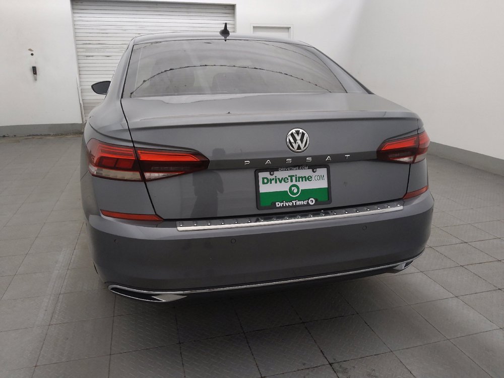 Used 2022 Volkswagen Passat 2.0T FWD image 6