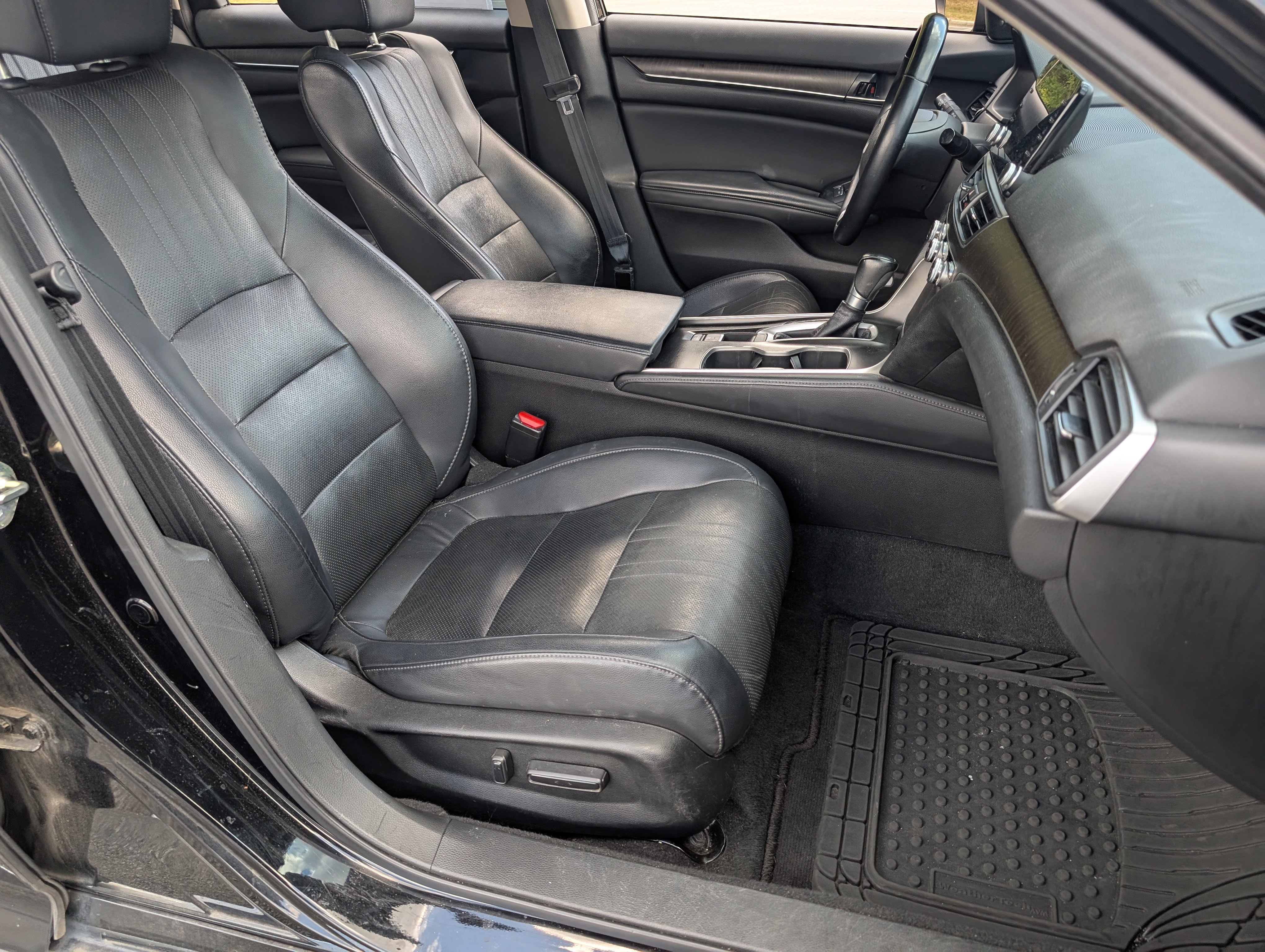 Used 2018 Honda Accord EX-L image 16