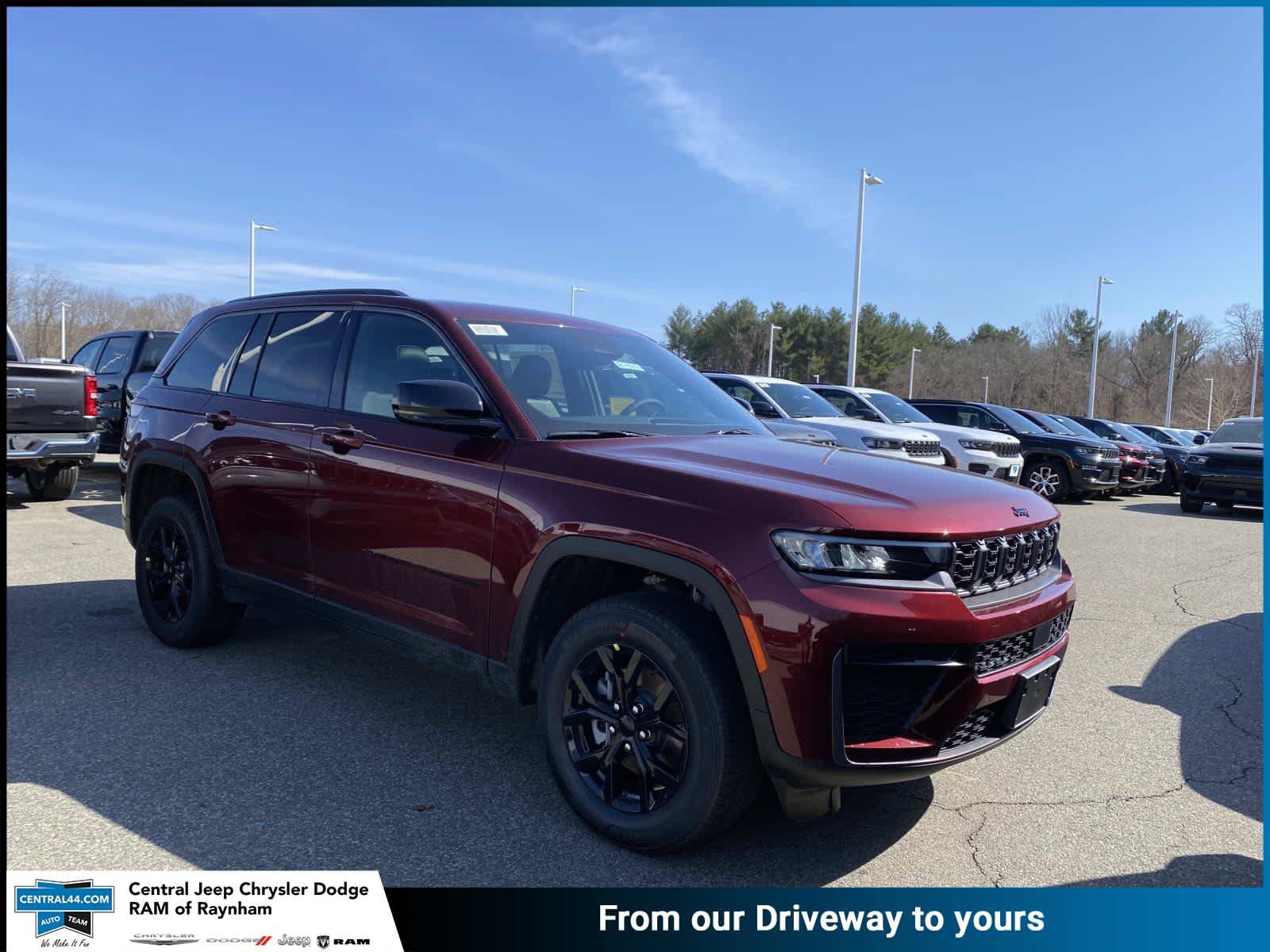 New 2026 Jeep Grand Cherokee Altitude AWD/4WD image 1