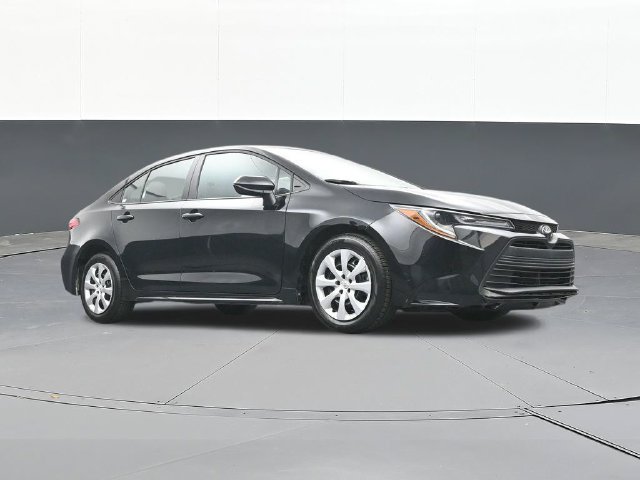Used 2026 Toyota Corolla LE FWD image 47