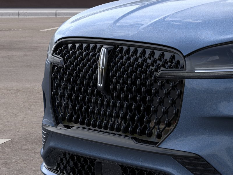 Used 2026 Lincoln Aviator AWD image 17