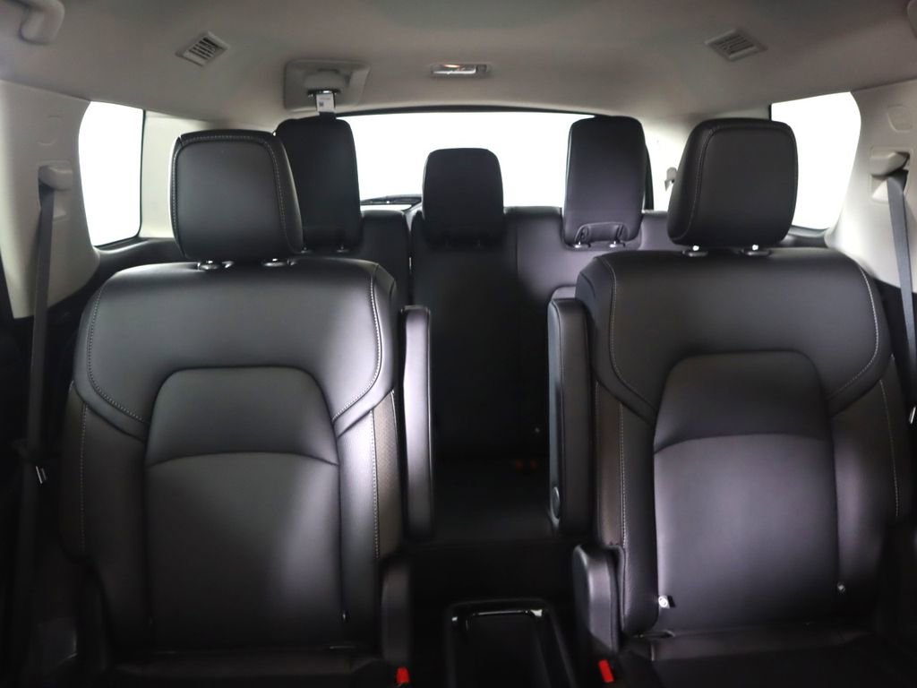 New 2026 Nissan Pathfinder SL image 34