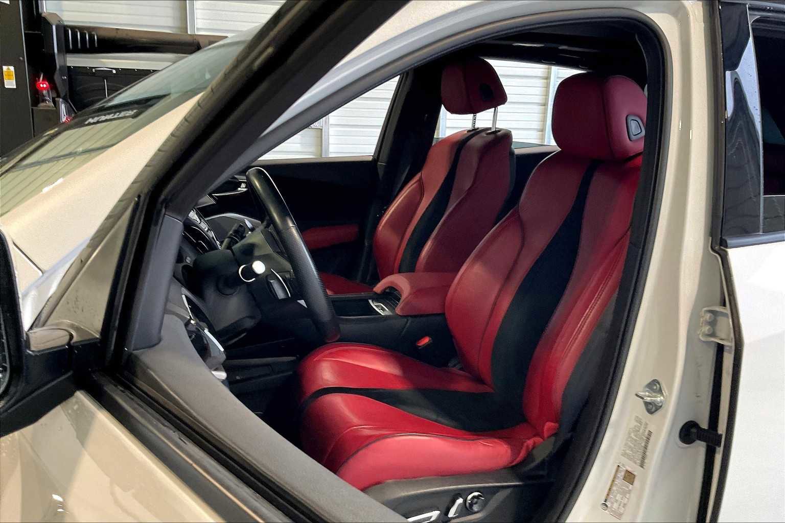 Used 2022 Acura RDX A-Spec image 23