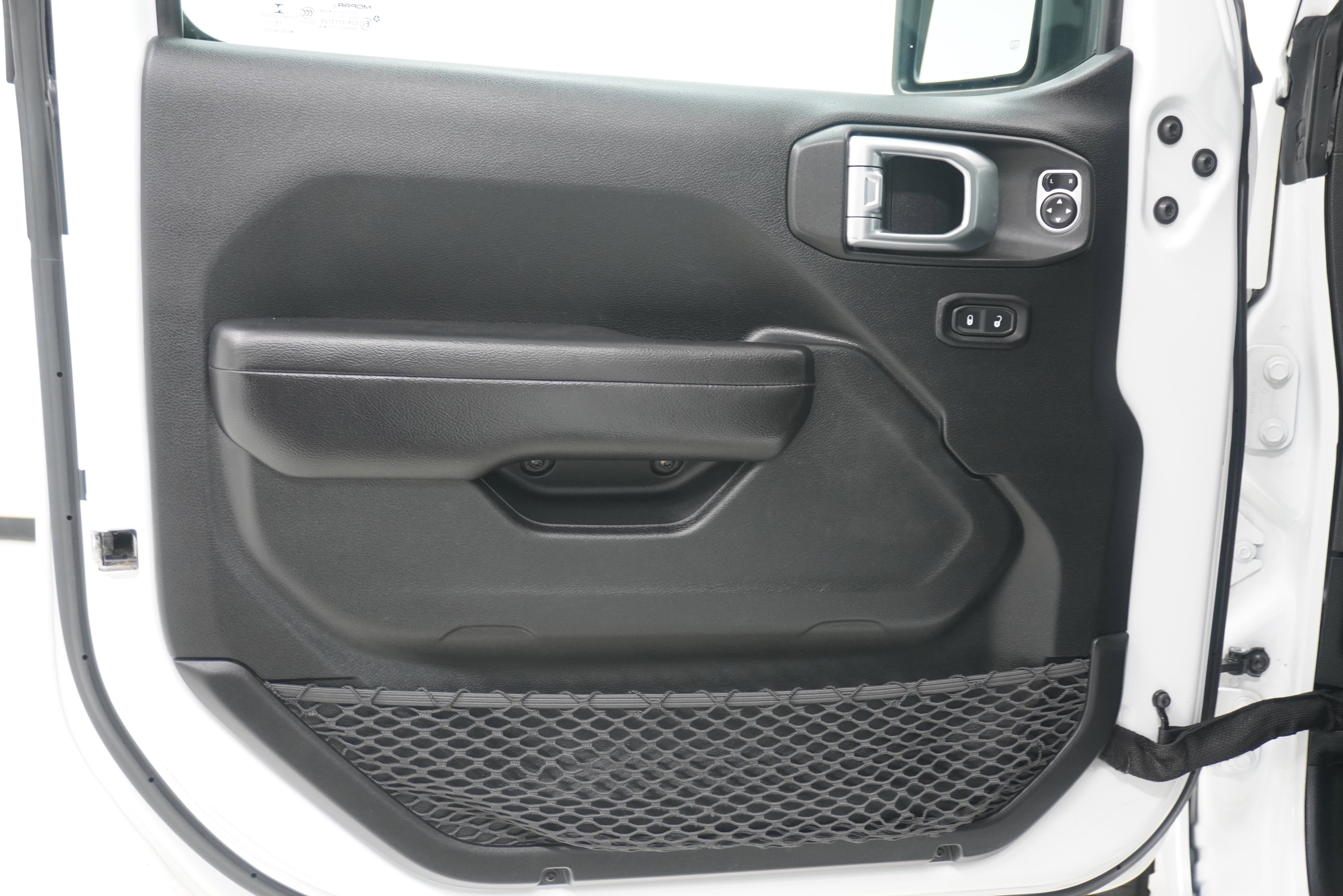 Used 2019 Jeep Wrangler Unlimited Sport S AWD/4WD image 17
