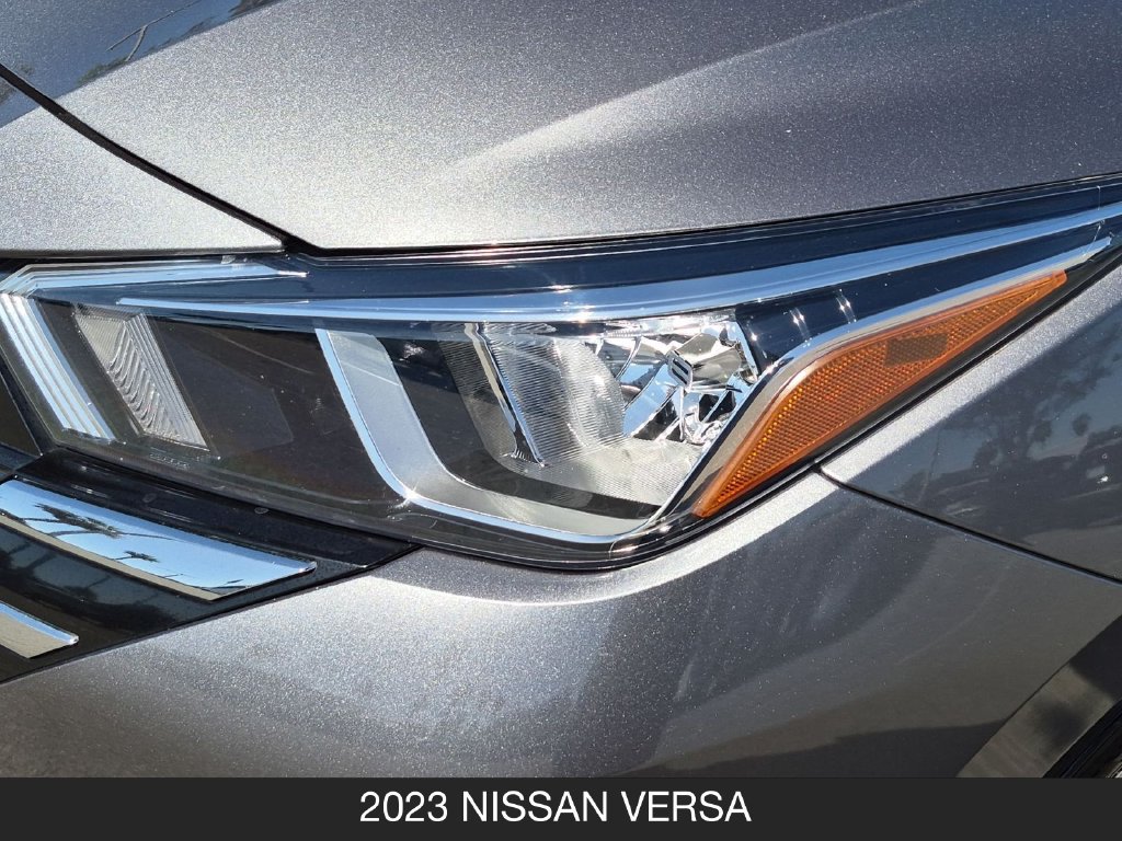 Used 2023 Nissan Versa SV w/ Electronics Package FWD image 10
