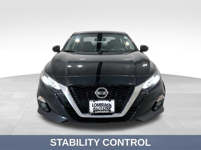 Used 2022 Nissan Altima 2.5 Platinum AWD/4WD image 3