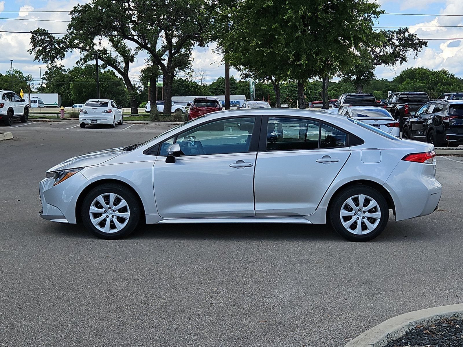 Certified 2024 Toyota Corolla LE FWD image 2
