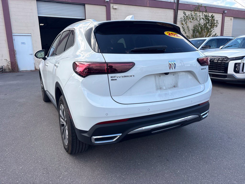 Used 2024 Buick Envision Preferred AWD/4WD image 5