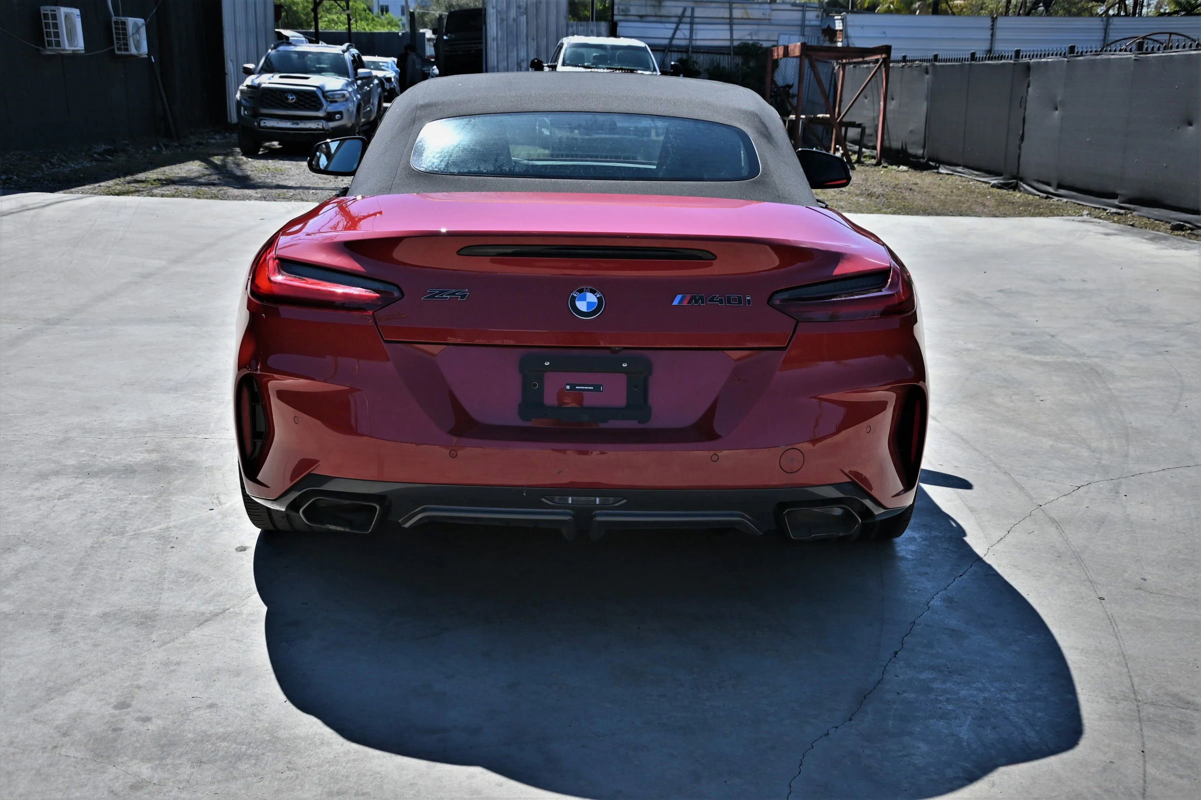 Used 2025 BMW Z4 M40i w/ Edition image 5