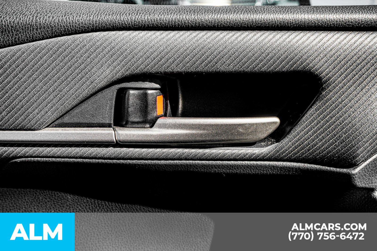 Used 2025 Toyota Camry SE image 53