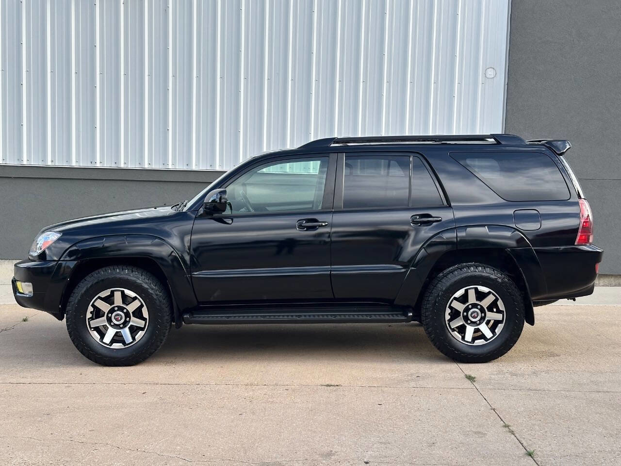 Used 2003 Toyota 4Runner SR5 image 8