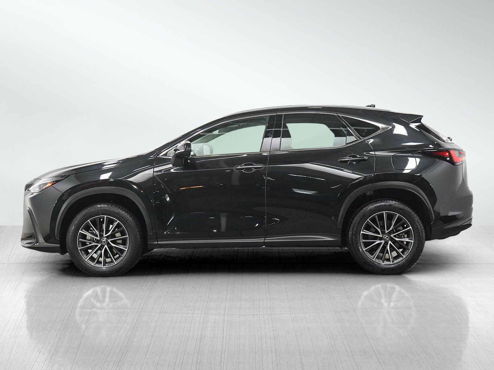 Used 2024 Lexus NX 350 AWD w/ Cold Area Package image 2