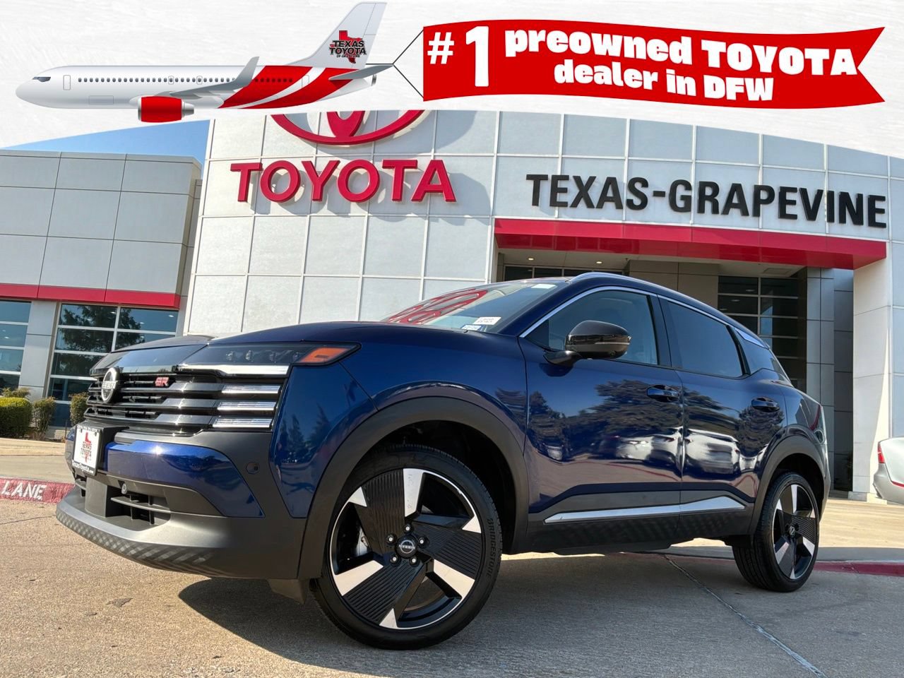 Used 2026 Nissan Kicks SR FWD image 1