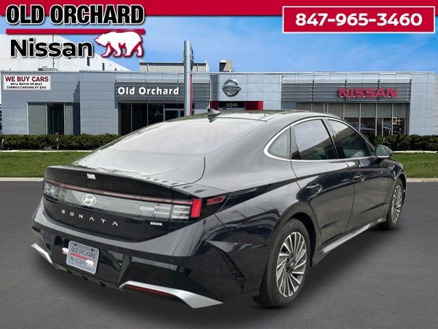 Used 2025 Hyundai Sonata Limited FWD image 4
