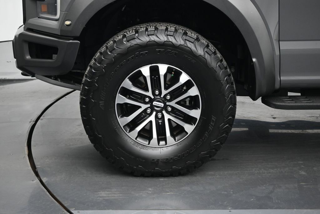 Certified 2020 Ford F150 Raptor w/ Equipment Group 802A Luxury AWD/4WD image 28
