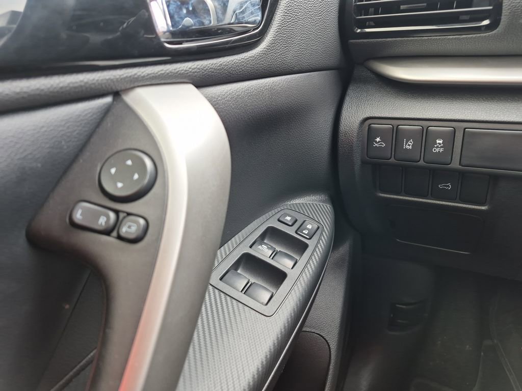 Used 2025 Mitsubishi Eclipse Cross SE AWD/4WD image 51