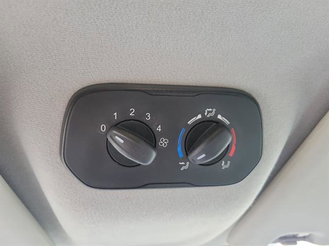 Used 2017 Ford Transit 350 XLT image 18