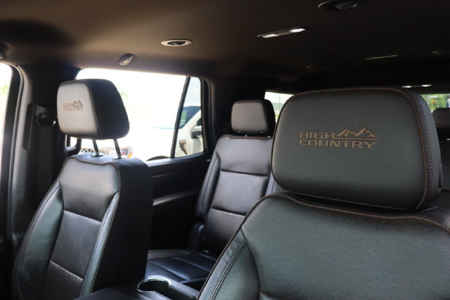 Used 2021 Chevrolet Tahoe High Country AWD/4WD image 17