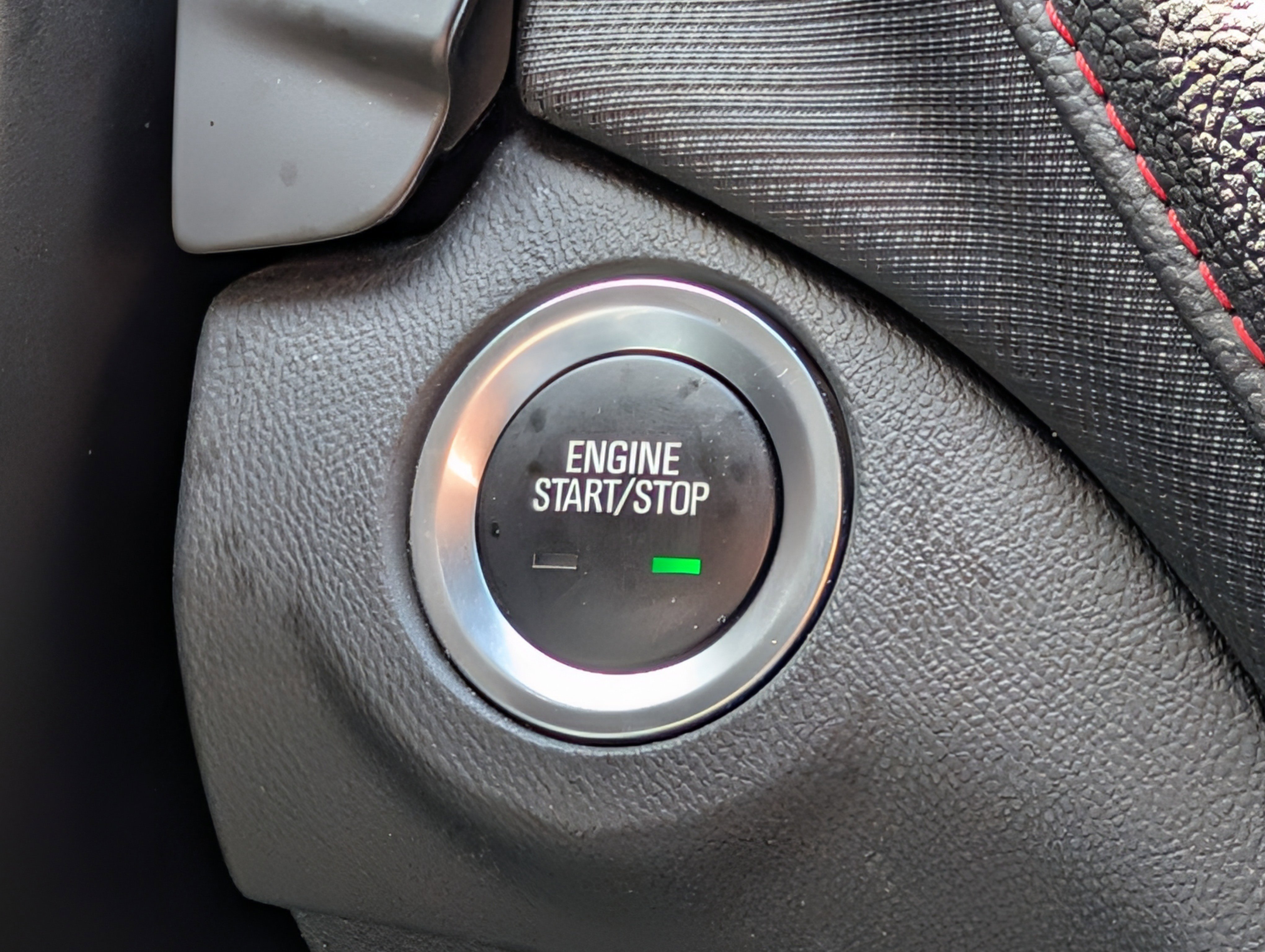 Used 2022 Chevrolet Equinox RS w/ RS Leather Package AWD/4WD image 25