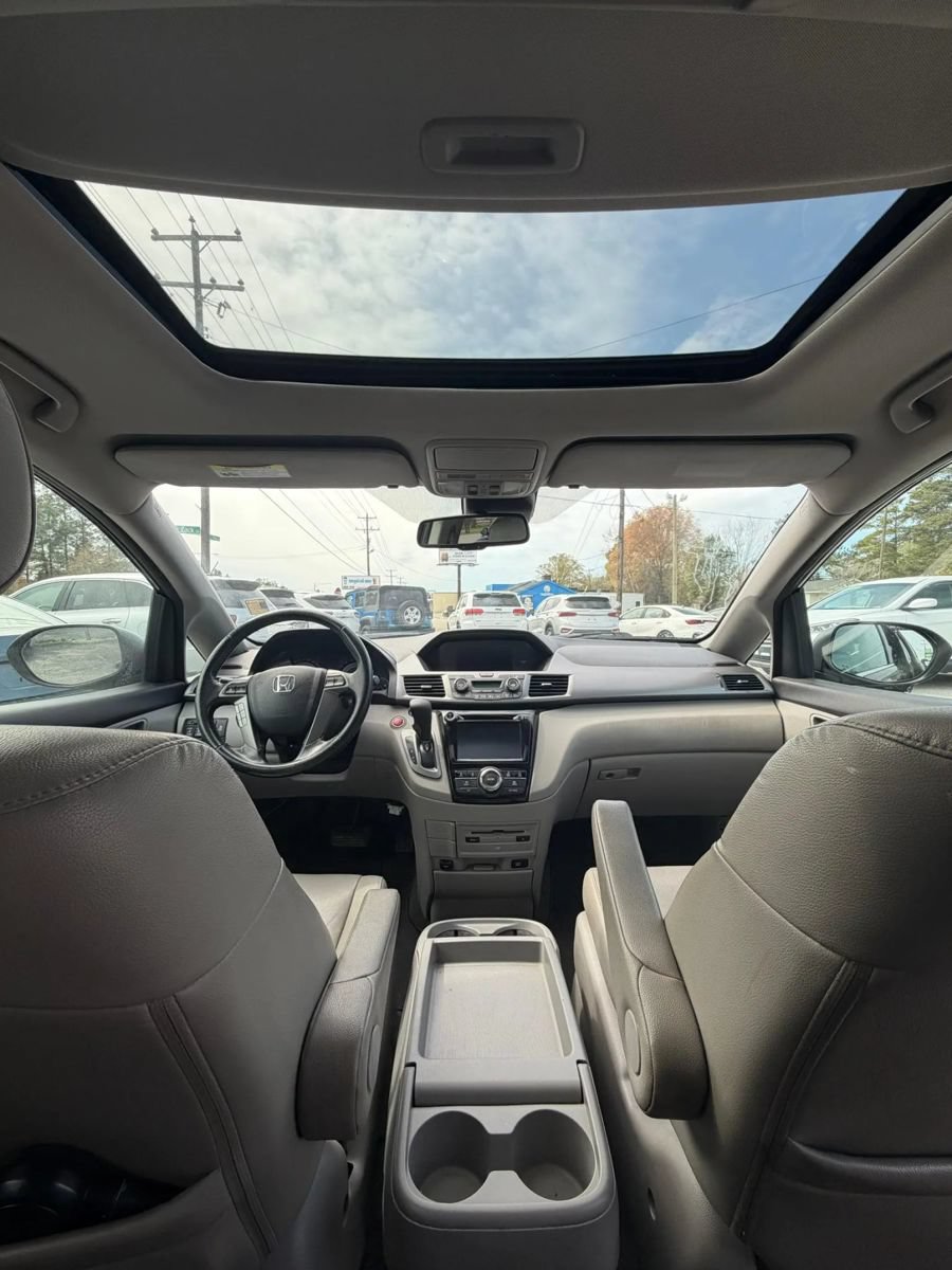 Used 2015 Honda Odyssey EX-L image 10