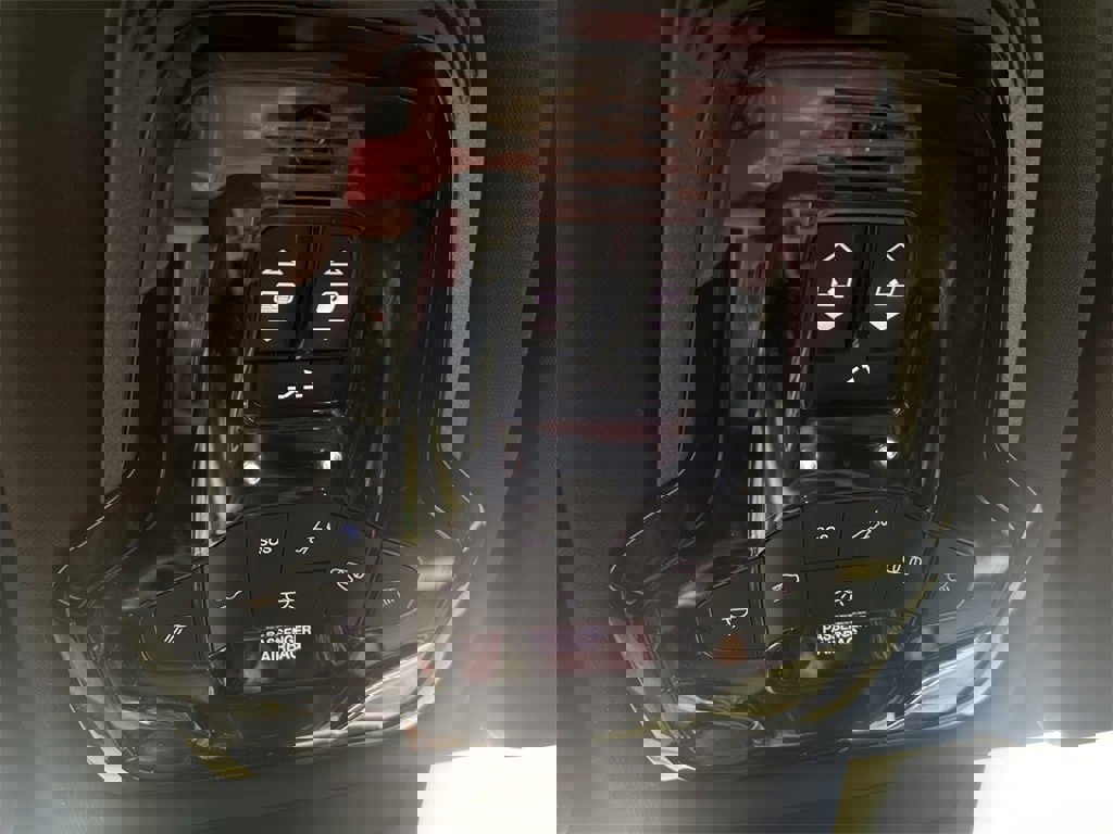 Used 2022 Alfa Romeo Stelvio Veloce image 33