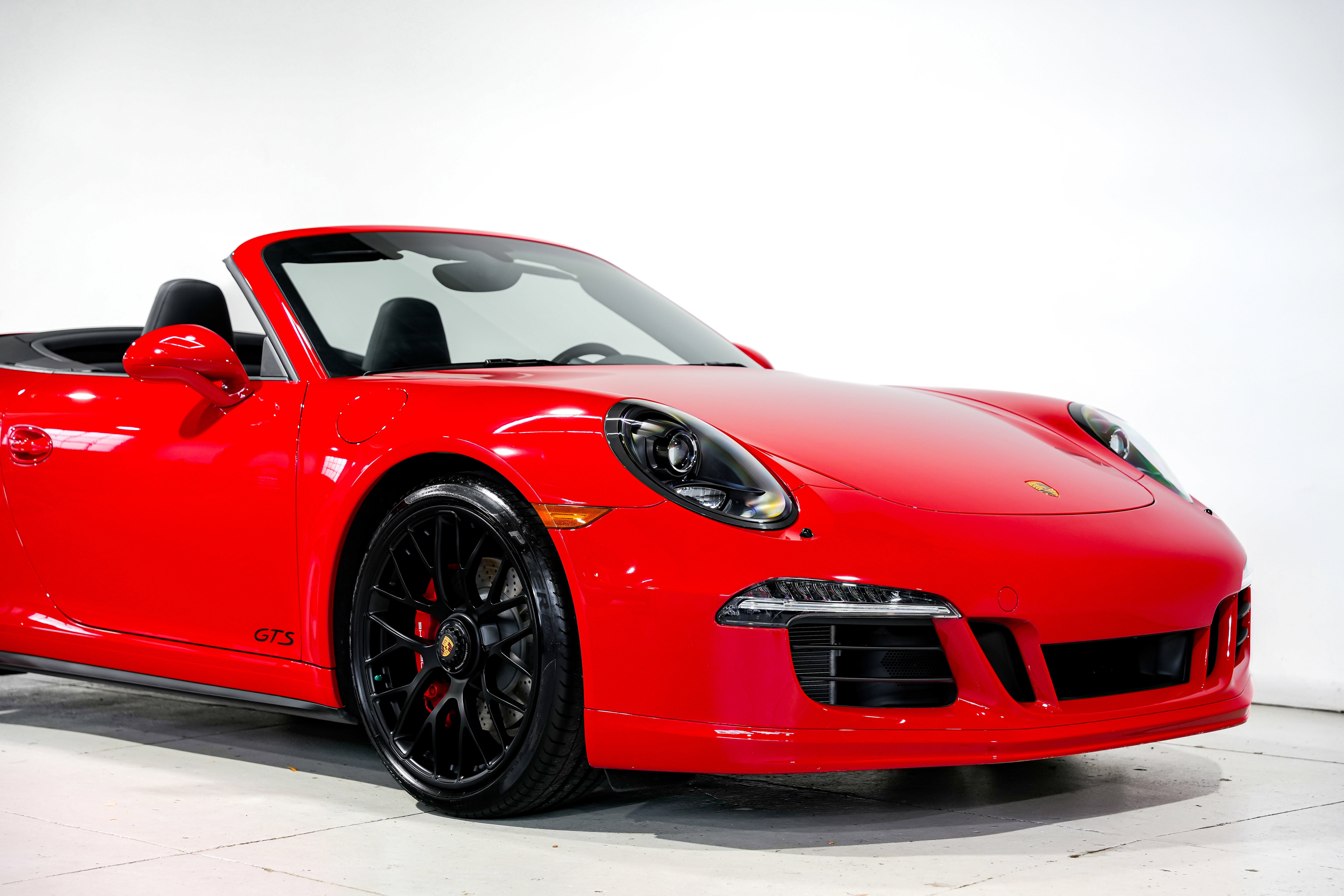 Used 2015 Porsche 911 Carrera 4 GTS w/ Bose Audio Package AWD/4WD image 40