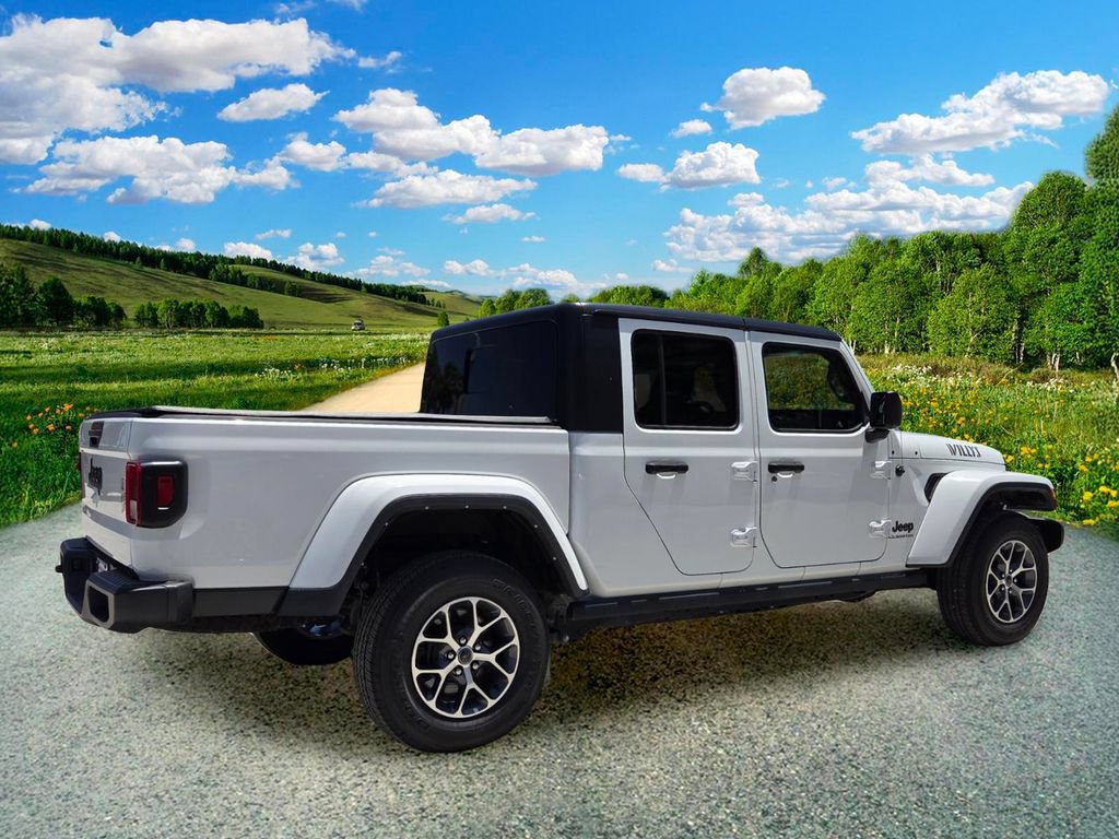 Used 2021 Jeep Gladiator Sport AWD/4WD image 6