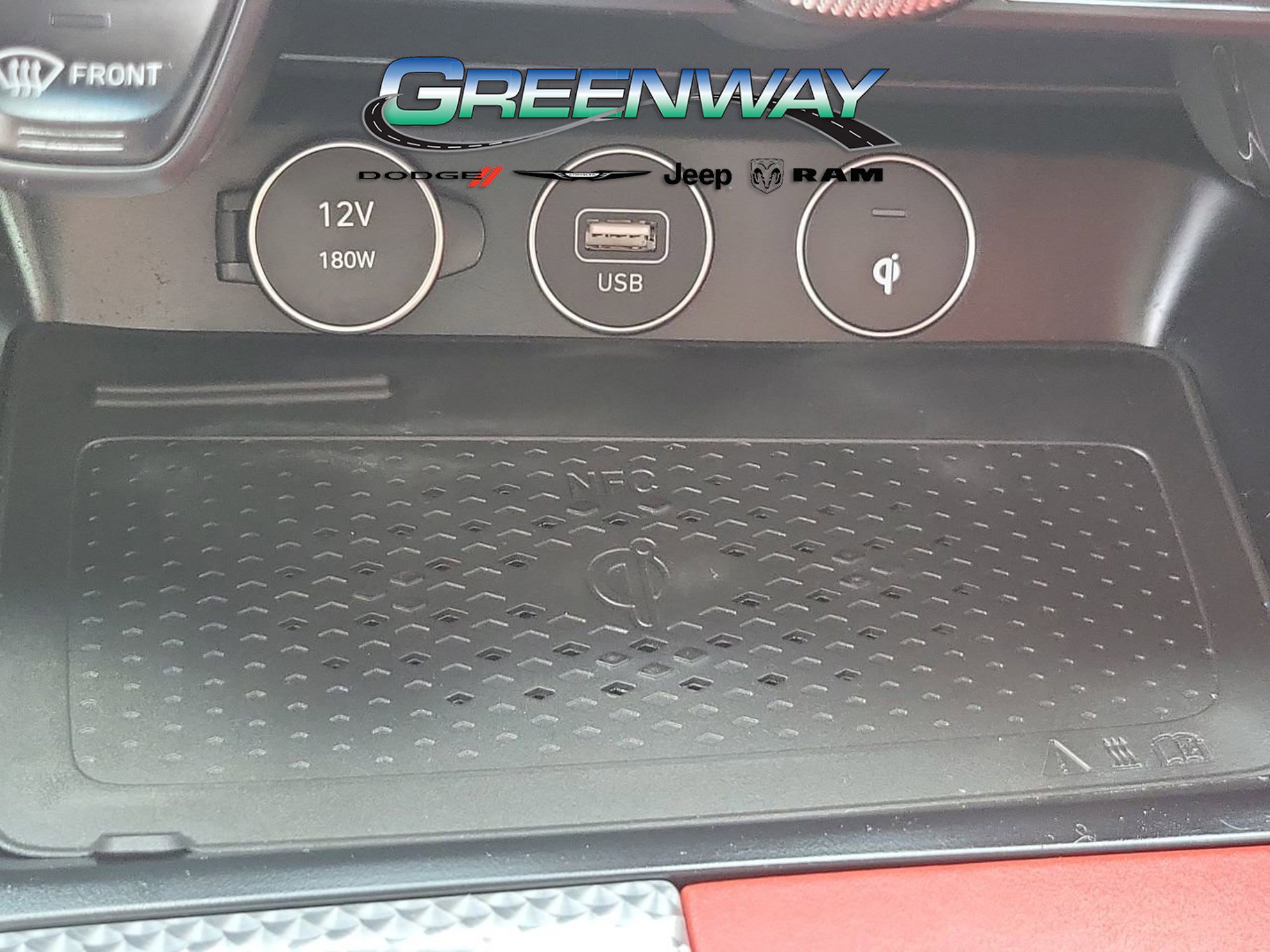 Used 2022 Genesis G70 3.3T Launch Edition image 18