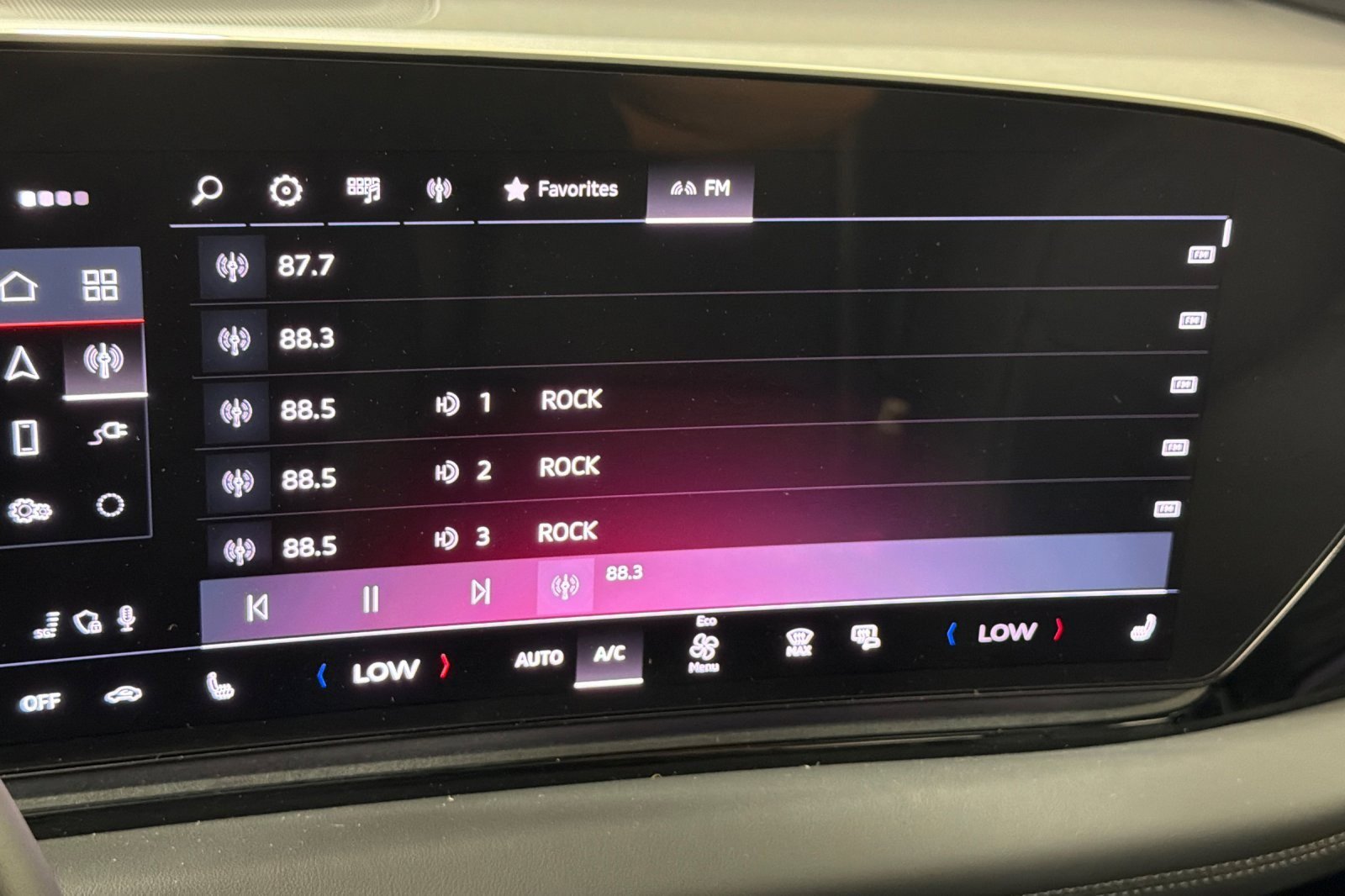 Certified 2025 Audi A6 e-tron Premium Plus w/ Premium Plus image 16