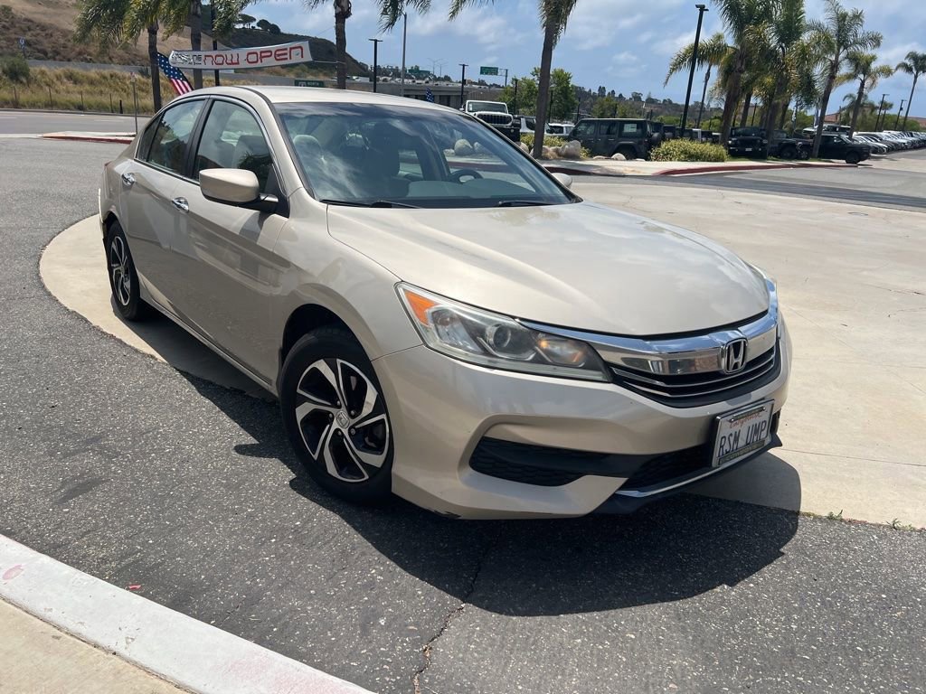 Used 2017 Honda Accord LX image 5
