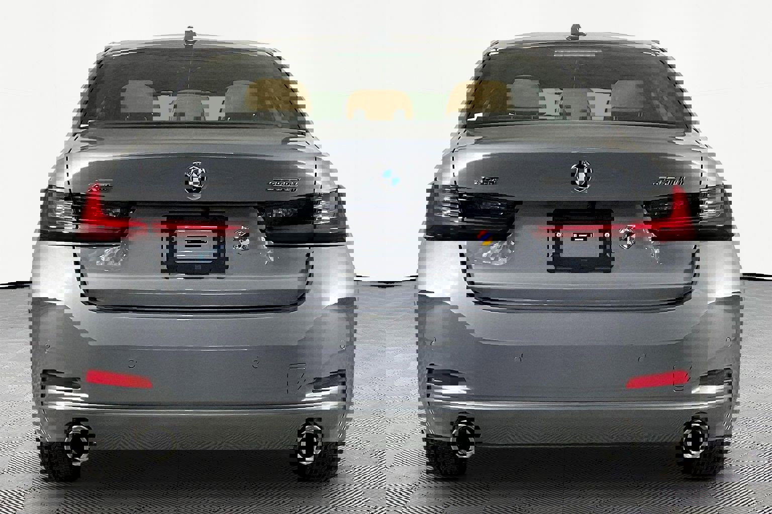 Certified 2025 BMW 330i xDrive Sedan w/ Convenience Package image 7