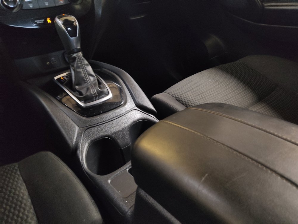 Used 2020 Nissan Rogue Sport S w/ Appearance Package FWD image 26