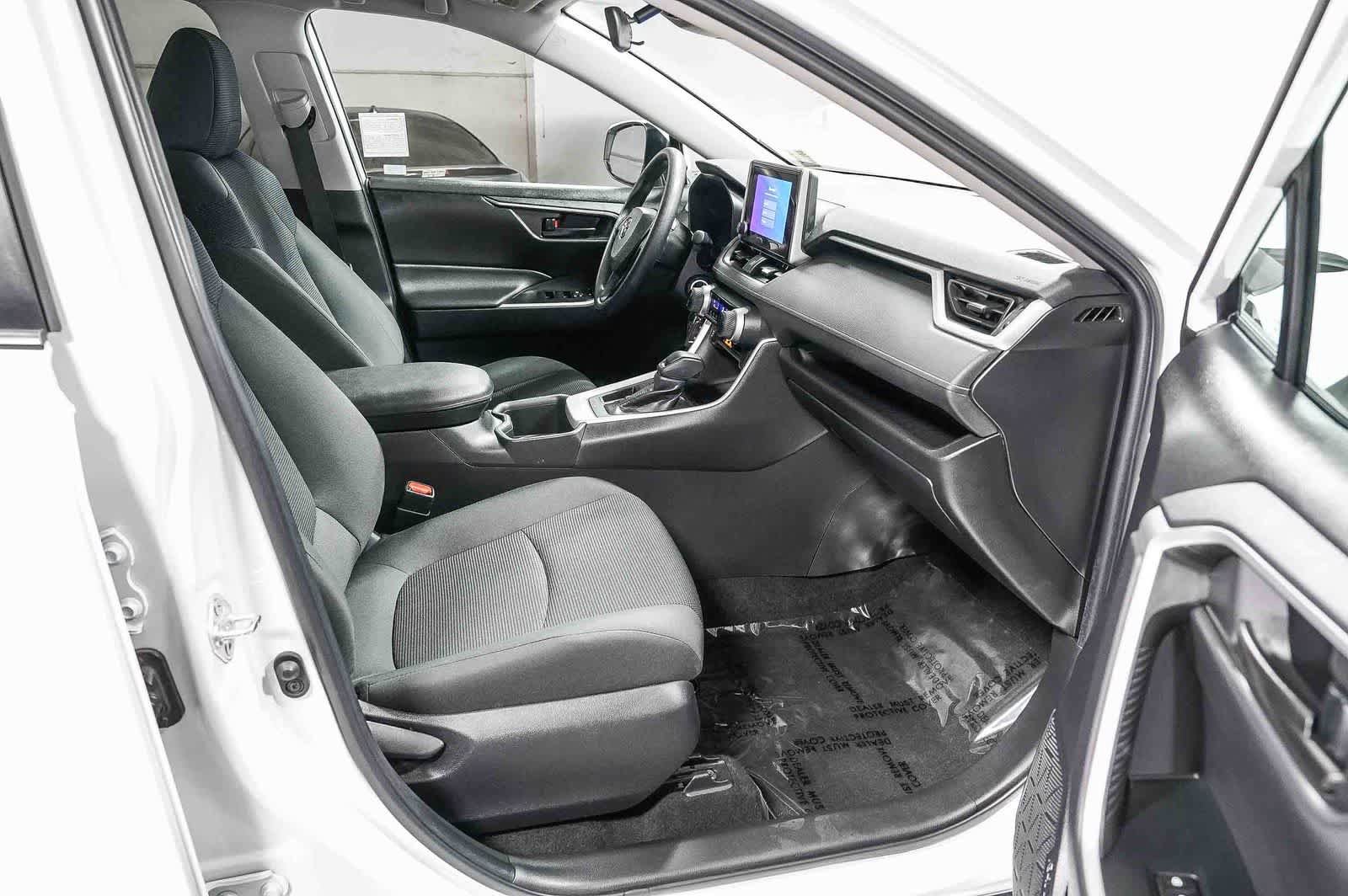 Certified 2023 Toyota RAV4 LE FWD image 17