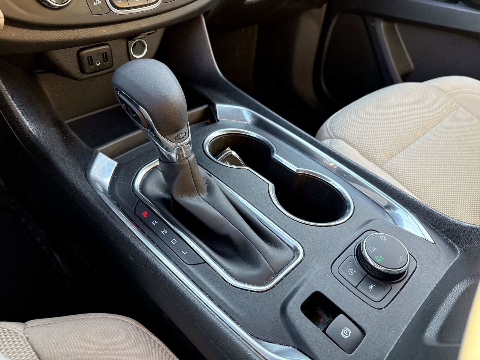 Used 2023 Chevrolet Traverse LS w/ Safety Package image 20