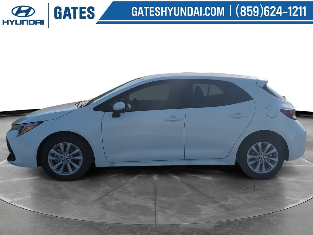 Used 2025 Toyota Corolla SE FWD image 6