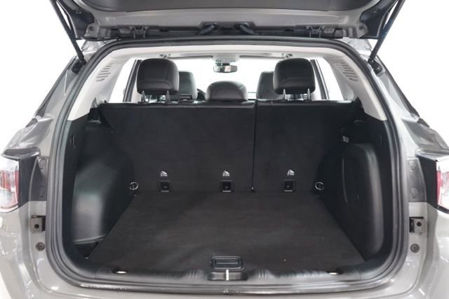 Used 2022 Jeep Compass Limited w/ Sun and Sound Group image 33