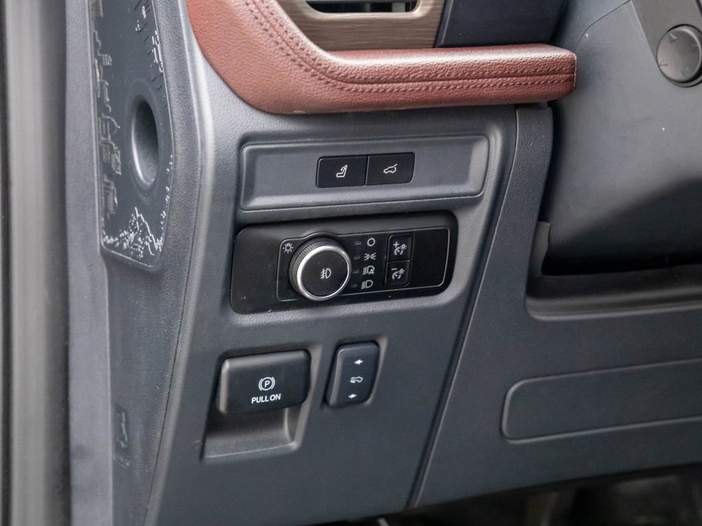Used 2024 Ford Expedition Max Limited image 20