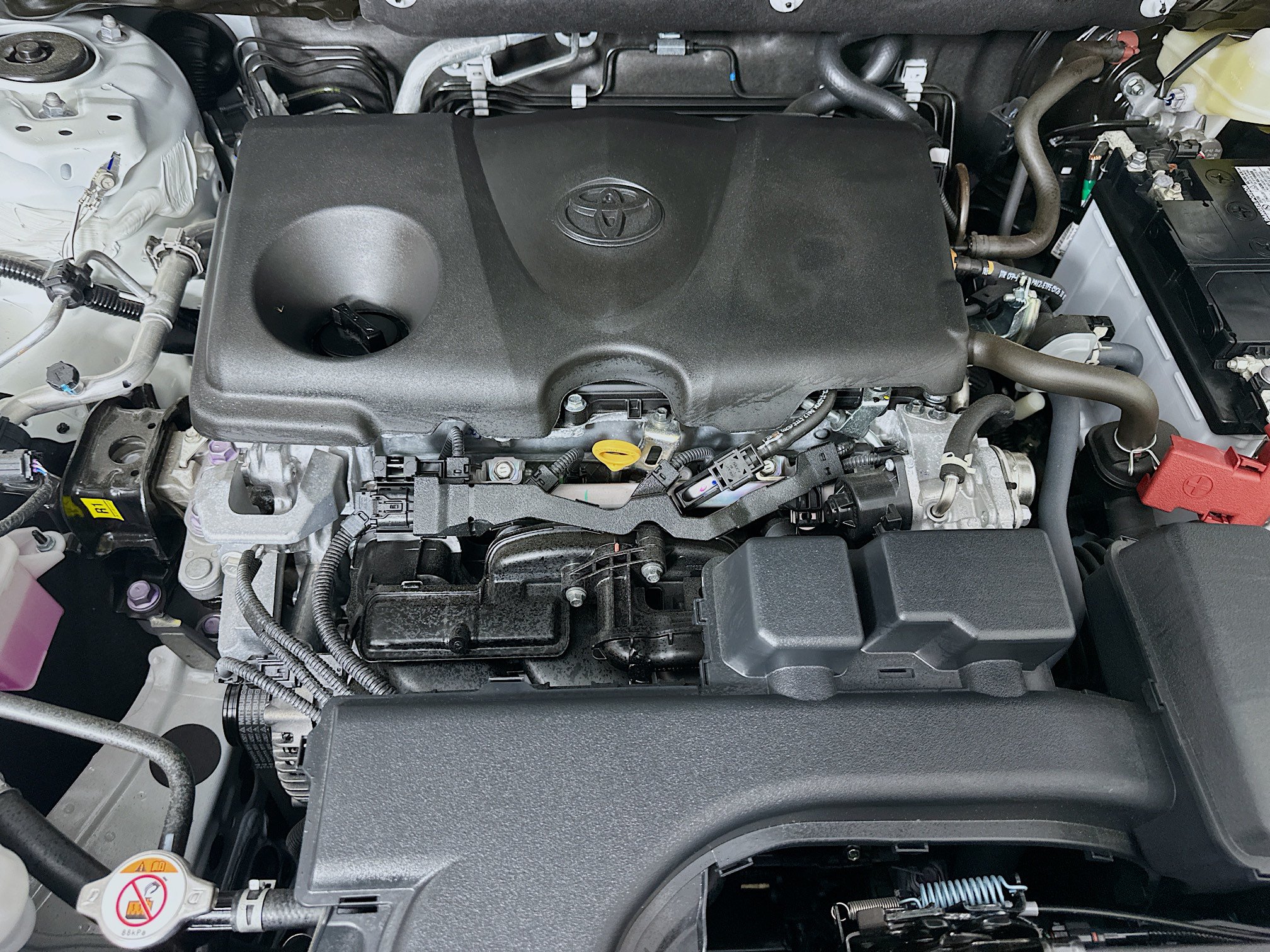 Used 2025 Toyota RAV4 XLE w/ Convenience Package FWD image 35