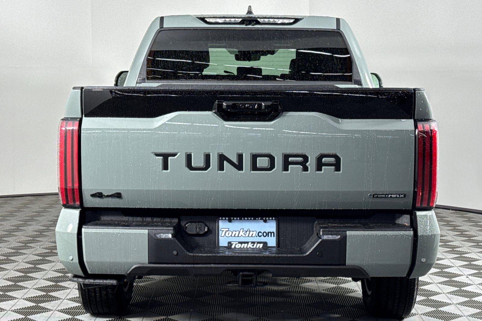 New 2025 Toyota Tundra Platinum image 5