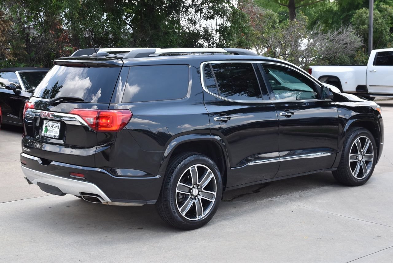 Used 2018 GMC Acadia Denali w/ Technology Package FWD image 7