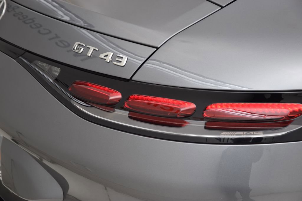 Used 2025 Mercedes-Benz AMG GT 43 image 14