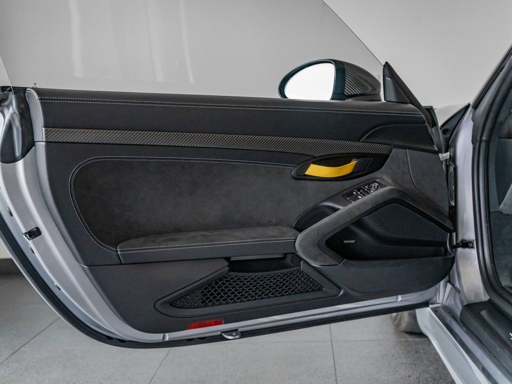 Certified 2024 Porsche 718 Boxster Spyder RS RWD image 11